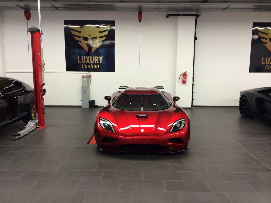 Koenigsegg Agera R Special by Luxury Custom 2014 года  (фото 4 из 7)